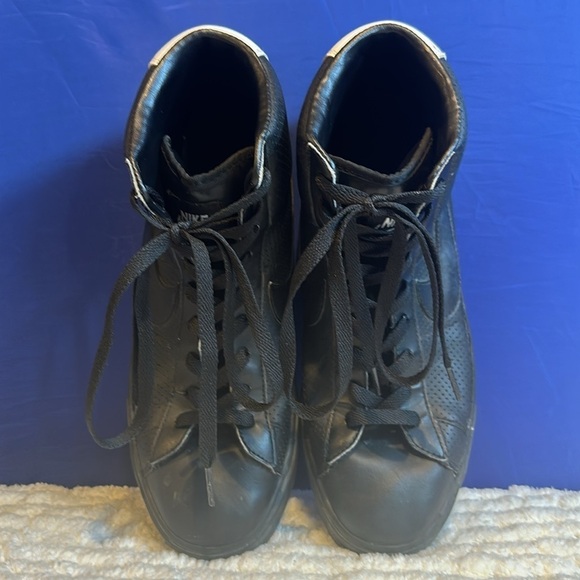 Nike Sweet Classic High Top Black Leather White Mens Size 12 main image 5